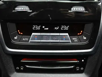 2022 BMW X7 с пробегом 67 556 км