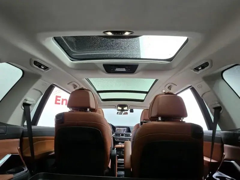 2022 BMW X7 с пробегом 48 681 км
