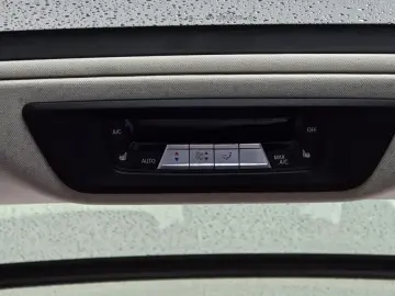 2022 BMW X7 с пробегом 48 681 км