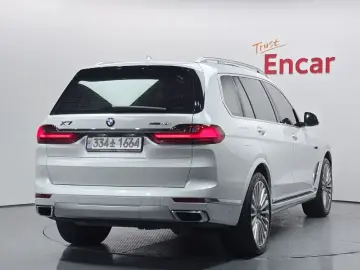 2021 BMW X7 с пробегом 18 101 км