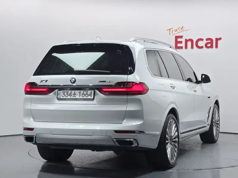 2021 BMW X7 с пробегом 18 101 км