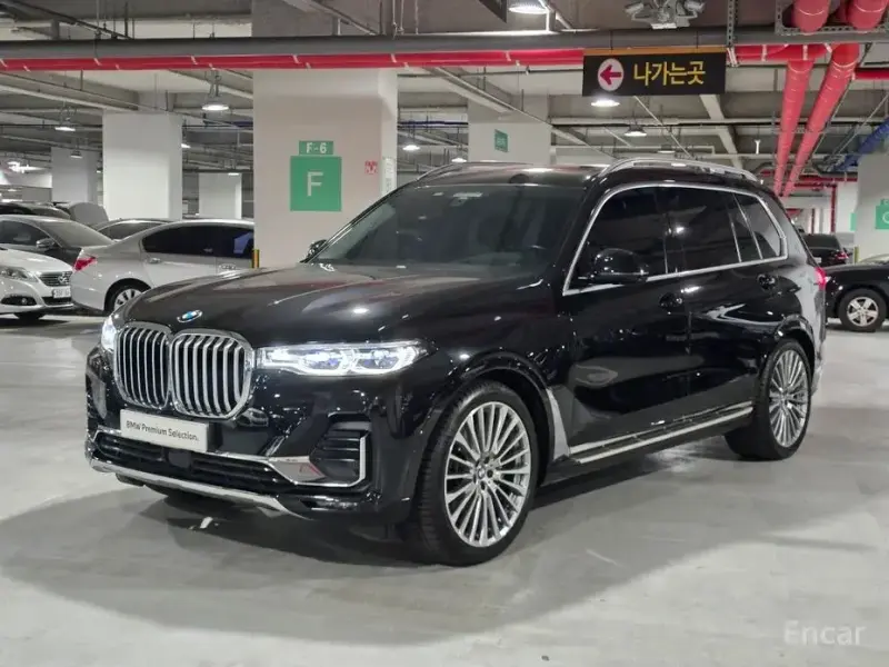 2021 BMW X7 с пробегом 86 693 км
