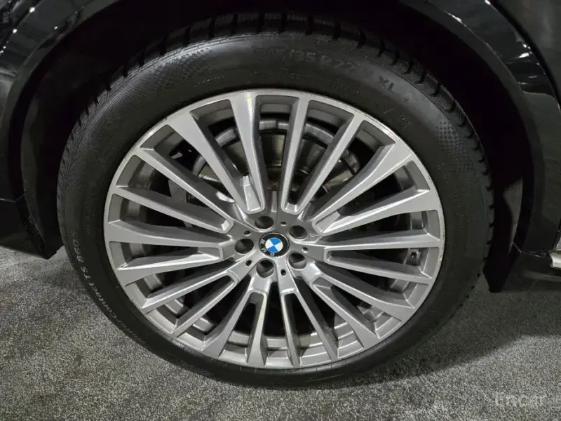 2021 BMW X7 с пробегом 86 693 км