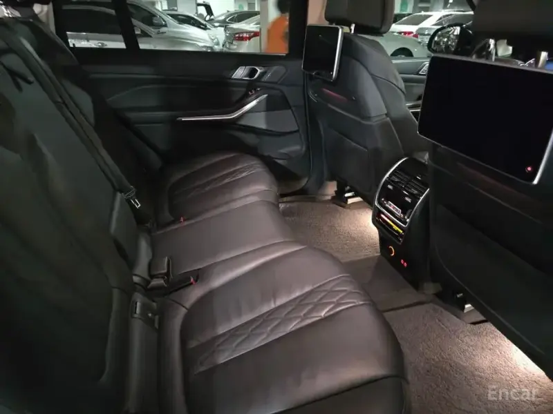 2021 BMW X7 с пробегом 86 693 км