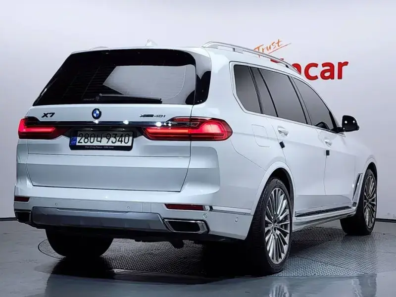 2021 BMW X7 с пробегом 66 058 км