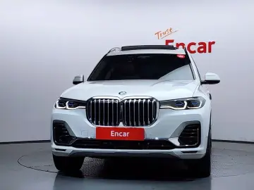 2021 BMW X7 с пробегом 66 058 км