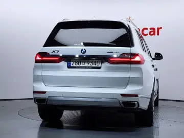 2021 BMW X7 с пробегом 66 058 км