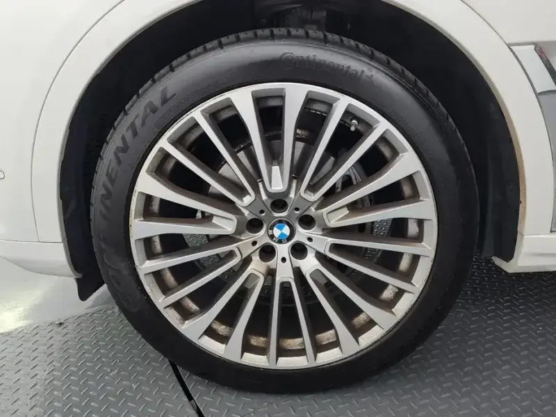 2021 BMW X7 с пробегом 66 058 км