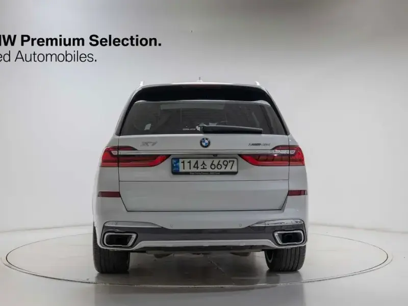 2021 BMW X7 с пробегом 82 183 км