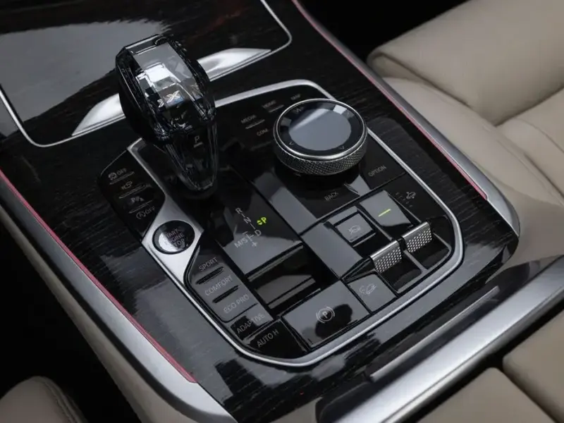 2021 BMW X7 с пробегом 82 183 км