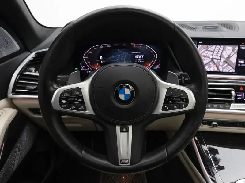 2021 BMW X7 с пробегом 82 183 км