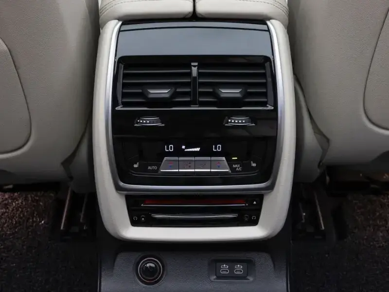 2021 BMW X7 с пробегом 82 183 км