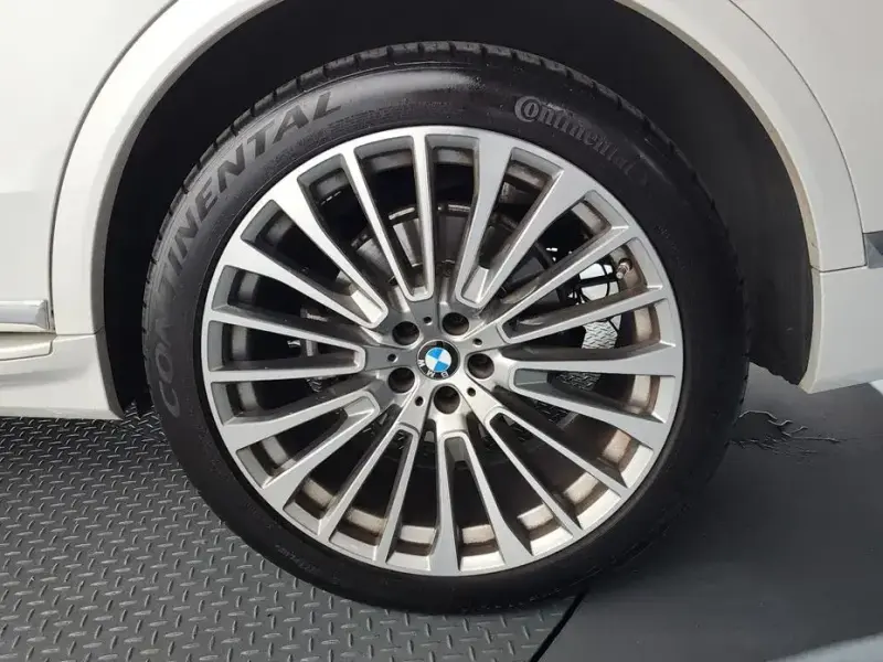 2021 BMW X7 с пробегом 66 058 км