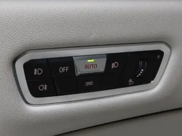 2021 BMW X7 с пробегом 82 183 км