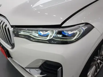 2021 BMW X7 с пробегом 66 058 км