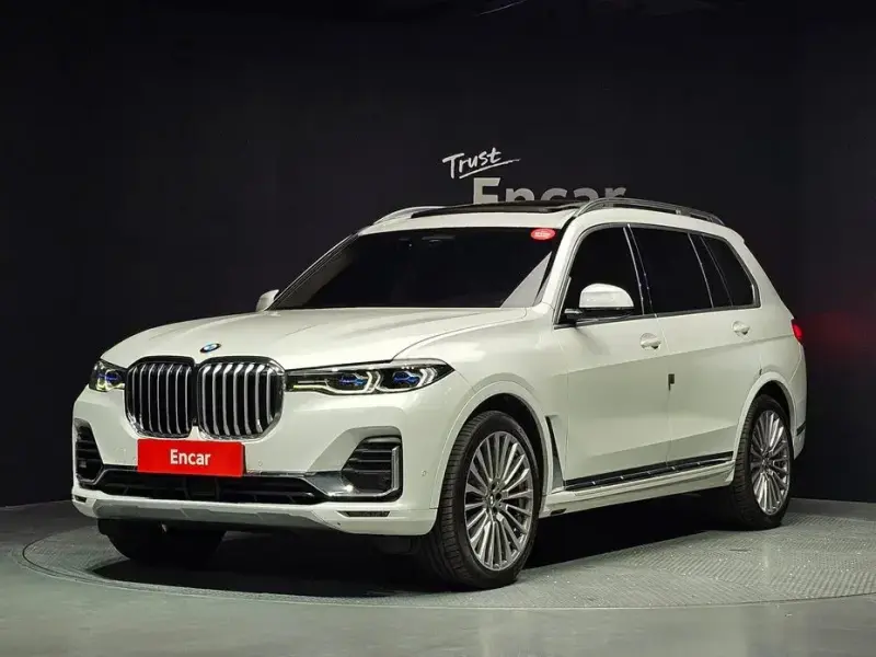 2022 BMW X7 с пробегом 110 956 км