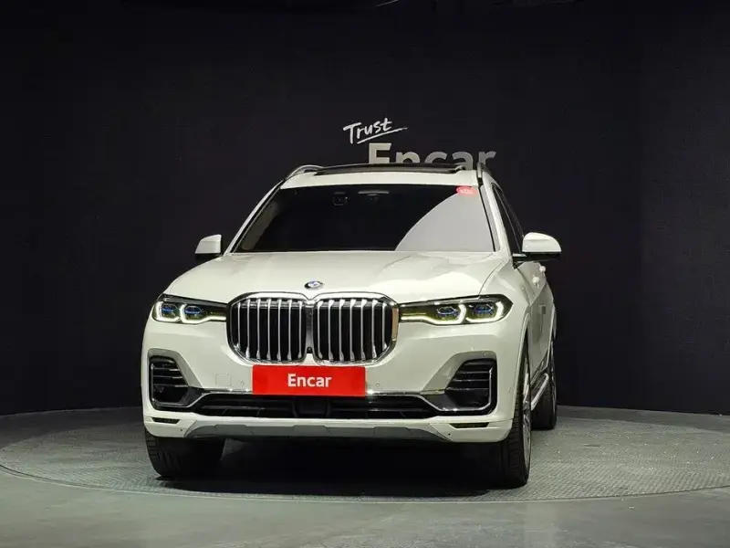 2022 BMW X7 с пробегом 110 956 км