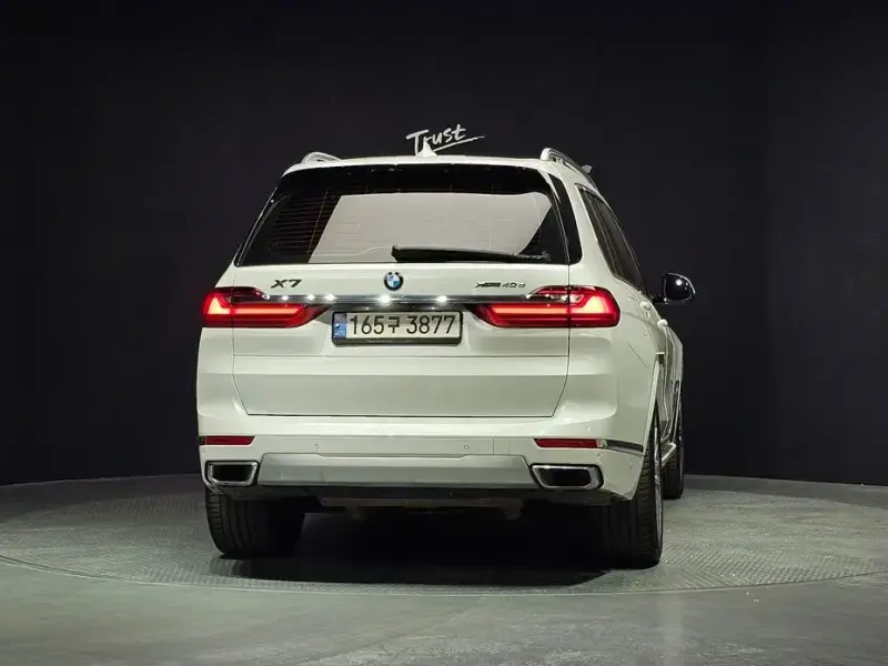 2022 BMW X7 с пробегом 110 956 км