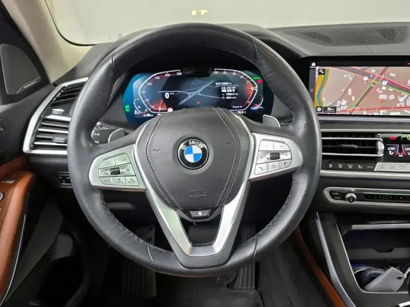 2022 BMW X7 с пробегом 110 956 км