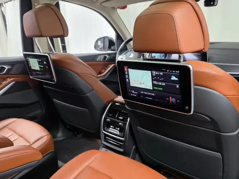 2022 BMW X7 с пробегом 110 956 км