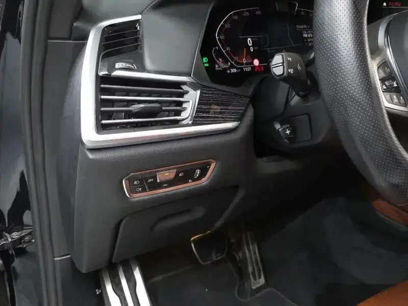 2022 BMW X7 с пробегом 62 155 км
