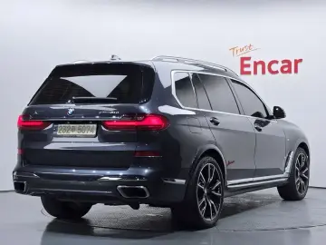 2021 BMW X7 с пробегом 86 071 км