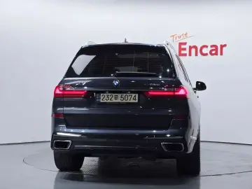 2021 BMW X7 с пробегом 86 071 км