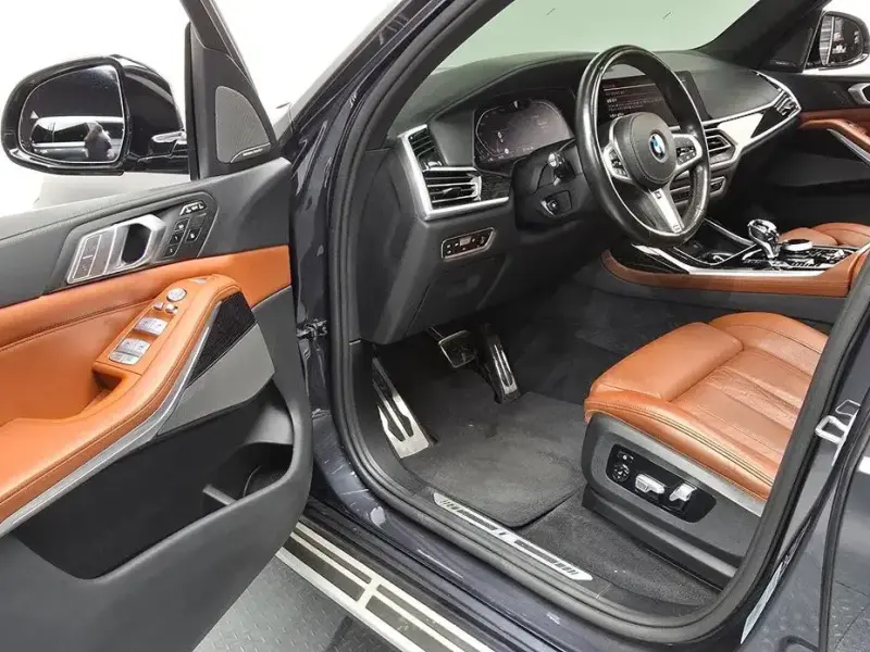 2021 BMW X7 с пробегом 86 071 км