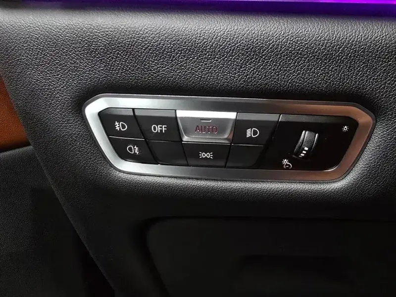 2021 BMW X7 с пробегом 86 071 км