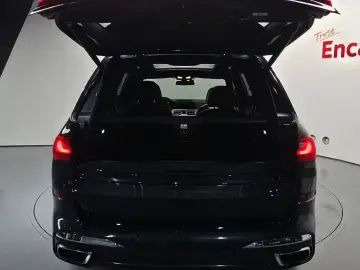 2021 BMW X7 с пробегом 86 071 км