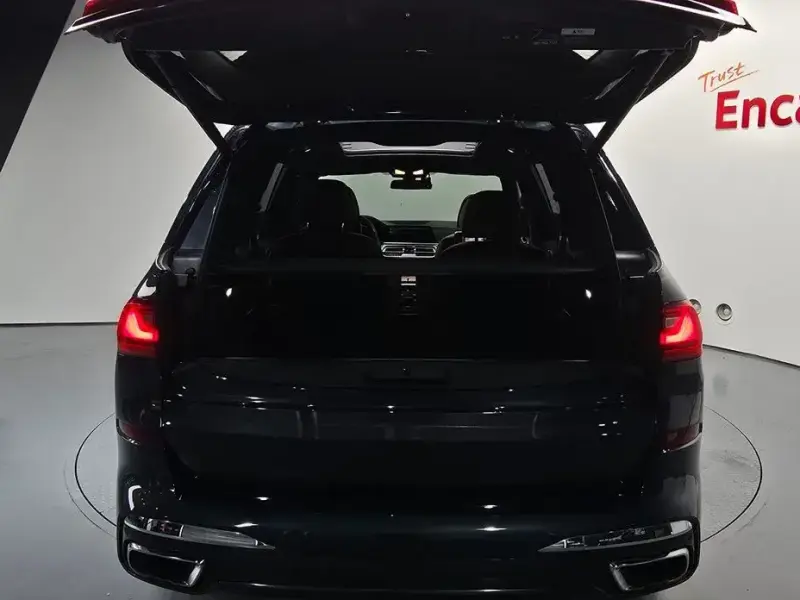 2021 BMW X7 с пробегом 86 071 км