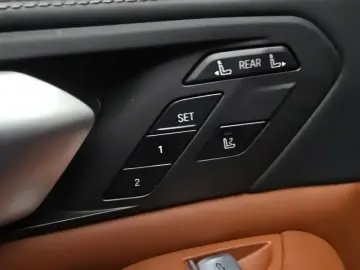 2021 BMW X7 с пробегом 86 071 км