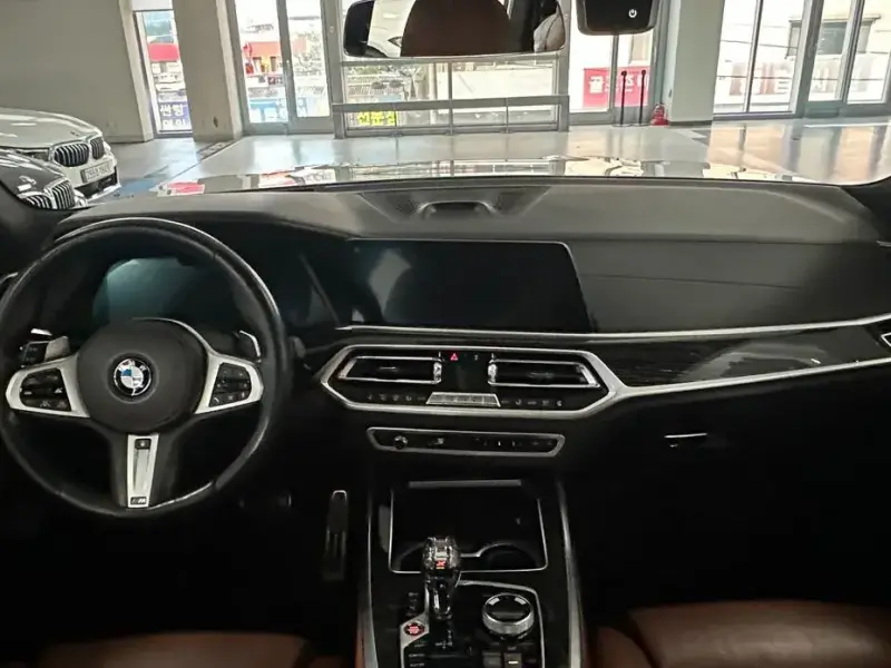 2021 BMW X7 с пробегом 58 013 км