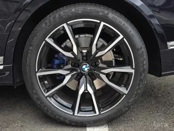2022 BMW X7 с пробегом 32 480 км