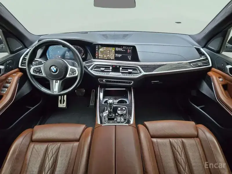 2022 BMW X7 с пробегом 32 480 км