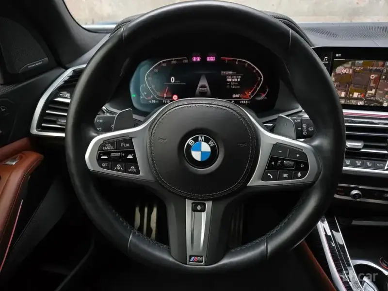 2022 BMW X7 с пробегом 32 480 км