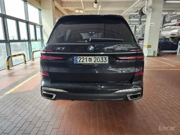 2023 BMW X7 с пробегом 56 131 км