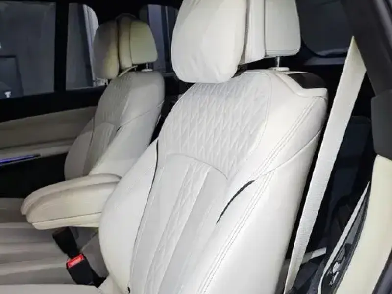 2023 BMW X7 с пробегом 56 131 км