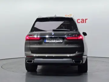 2022 BMW X7 с пробегом 58 796 км