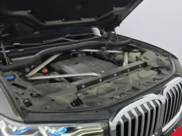 2022 BMW X7 с пробегом 58 796 км