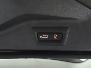 2022 BMW X7 с пробегом 58 796 км