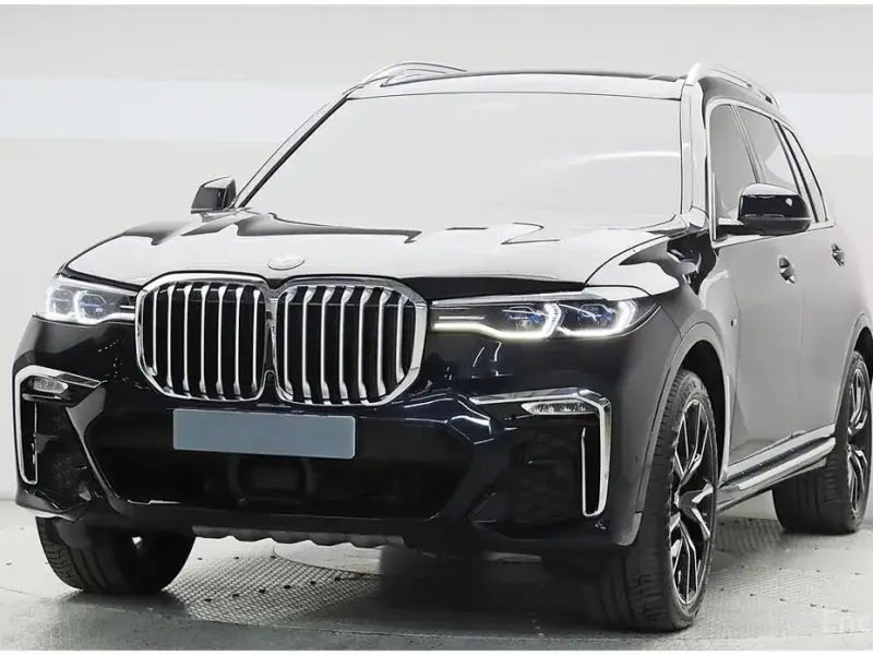 2022 BMW X7 с пробегом 35 484 км