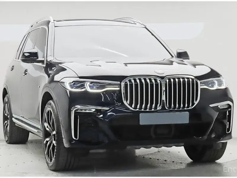 2022 BMW X7 с пробегом 35 484 км