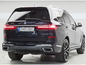 2022 BMW X7 с пробегом 35 484 км