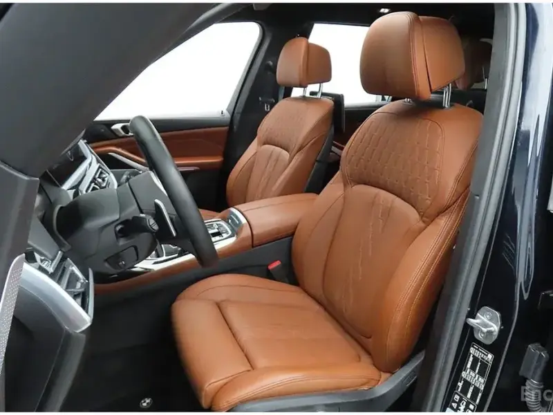 2022 BMW X7 с пробегом 35 484 км