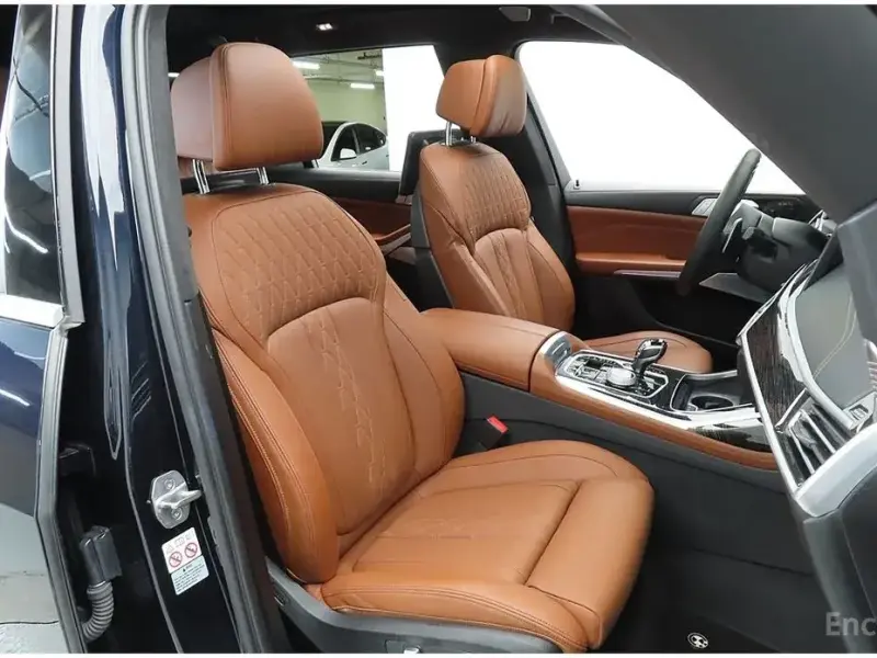 2022 BMW X7 с пробегом 35 484 км