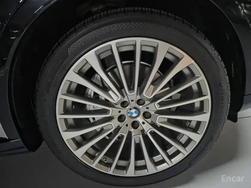 2021 BMW X7 с пробегом 51 000 км