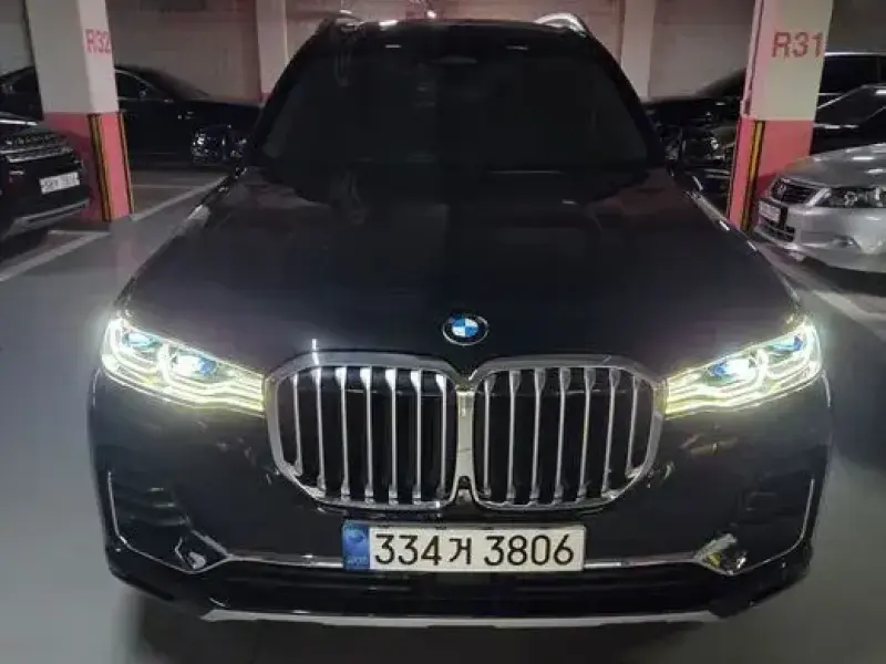 2021 BMW X7 с пробегом 51 000 км