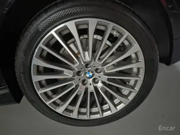 2021 BMW X7 с пробегом 51 000 км