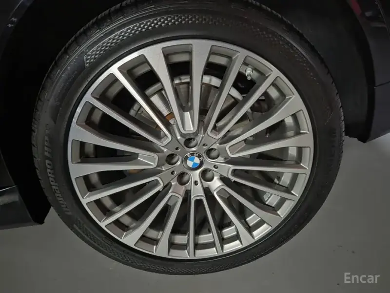 2021 BMW X7 с пробегом 51 000 км